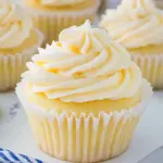 Classic Vanilla Cupcakes